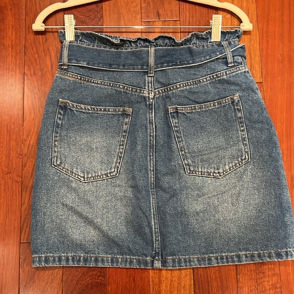 Skirt - Picture 2 of 4